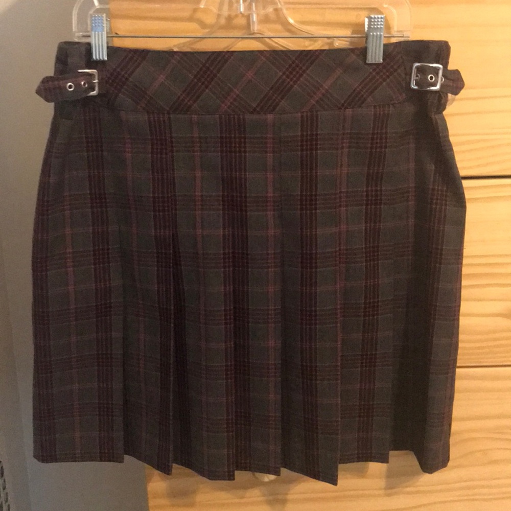Pleated skirt